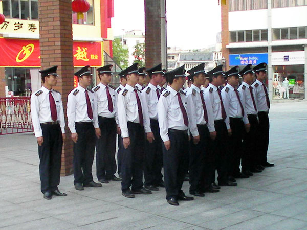 东莞保安公司门卫效劳岗位及效劳内容